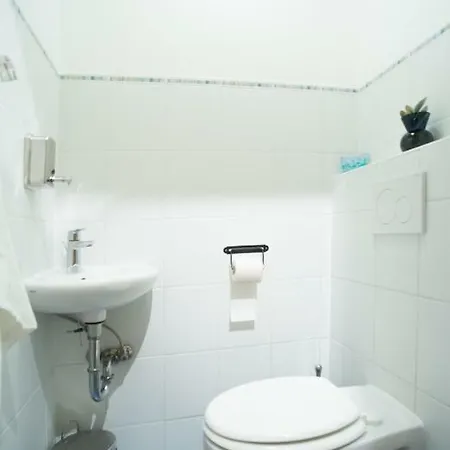 Innercity Opera Apartment *